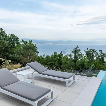 Vilă Stunning Kvarner Villa 5 Bedrooms Villa Aura Caesar Stunning Sea Views Private Pool Opatija *
