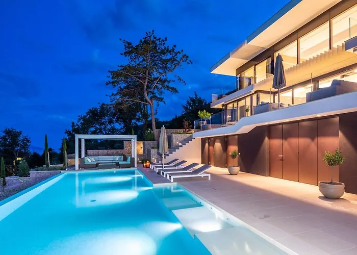 Stunning Kvarner 5 Bedrooms Aura Caesar Stunning Sea Views Villa *