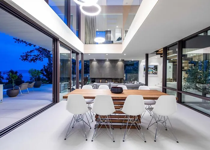 Stunning Kvarner 5 Bedrooms Aura Caesar Stunning Sea Views Villa
