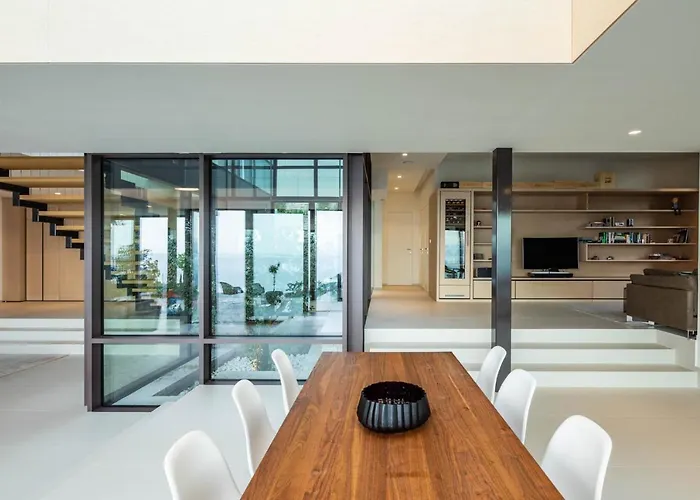 Stunning Kvarner 5 Bedrooms Aura Caesar Stunning Sea Views
