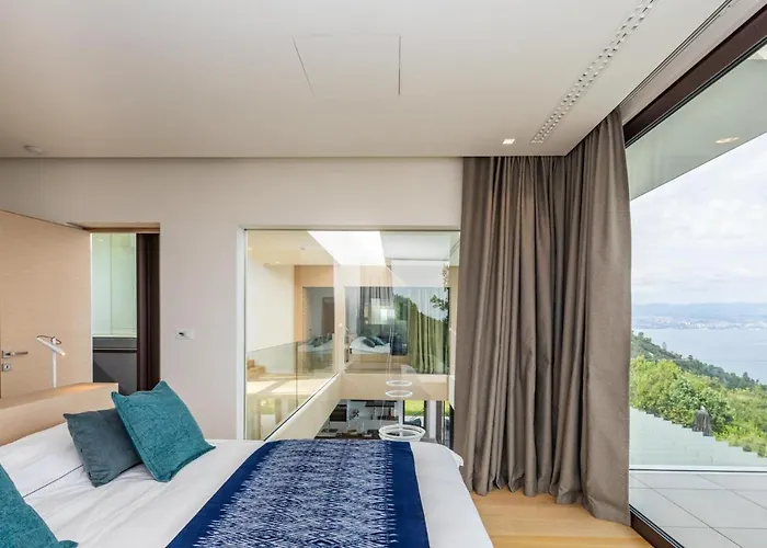Stunning Kvarner 5 Bedrooms Aura Caesar Stunning Sea Views Villa Medveja