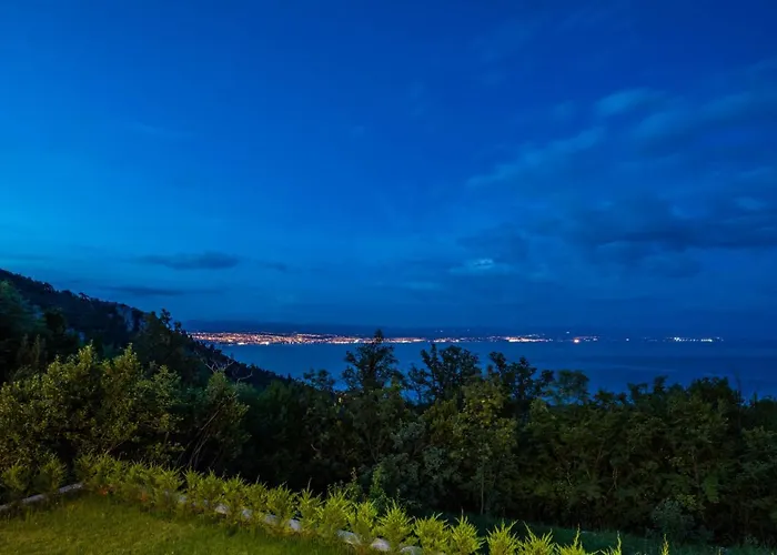 Villa Stunning Kvarner 5 Bedrooms Aura Caesar Stunning Sea Views
