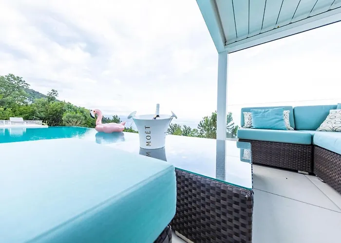 Stunning Kvarner 5 Bedrooms Aura Caesar Stunning Sea Views Villa *
