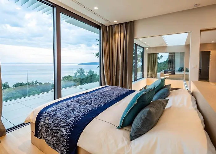 Stunning Kvarner 5 Bedrooms Aura Caesar Stunning Sea Views Villa