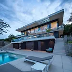 Stunning Kvarner 5 Bedrooms Aura Caesar Stunning Sea Views Medveja