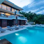 Stunning Kvarner 5 Bedrooms Aura Caesar Stunning Sea Views Villa Medveja