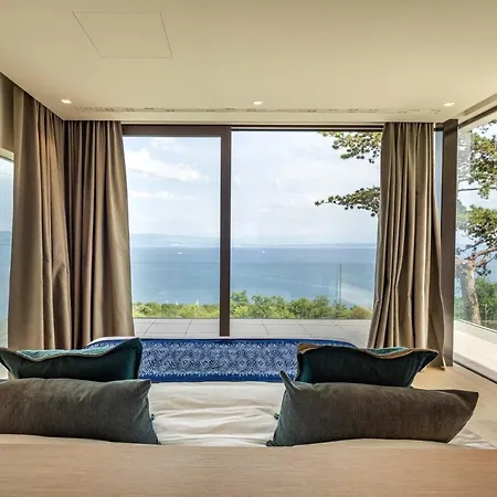 Villa Stunning Kvarner 5 Bedrooms Aura Caesar Stunning Sea Views *