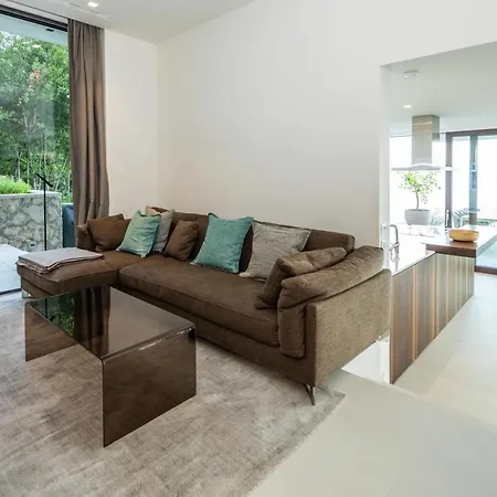 Stunning Kvarner 5 Bedrooms Aura Caesar Stunning Sea Views Villa *