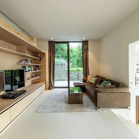 Stunning Kvarner 5 Bedrooms Aura Caesar Stunning Sea Views Medveja