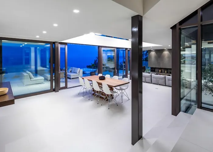 Вилла Stunning Kvarner 5 Bedrooms Aura Caesar Stunning Sea Views *