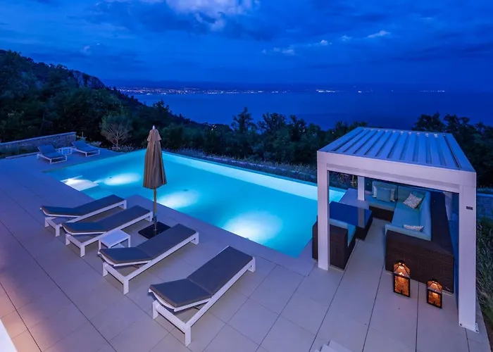 Stunning Kvarner 5 Bedrooms Aura Caesar Stunning Sea Views