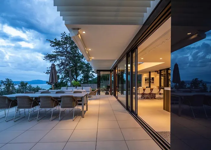 Stunning Kvarner 5 Bedrooms Aura Caesar Stunning Sea Views