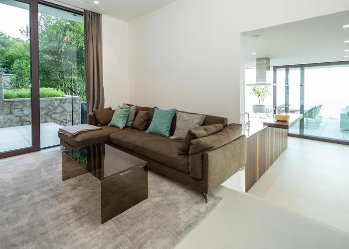 Stunning Kvarner 5 Bedrooms Aura Caesar Stunning Sea Views Вилла *