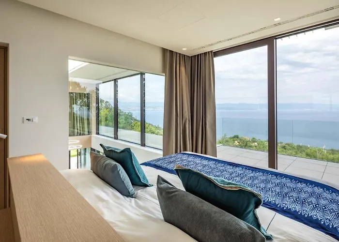 Stunning Kvarner 5 Bedrooms Aura Caesar Stunning Sea Views Вилла